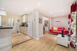 Photo 24- click for photo gallery